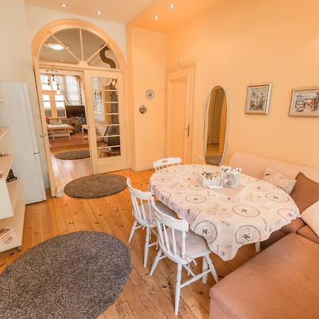 Tomovi Home - Three Bedrooms City Center Пловдив Екстериор снимка